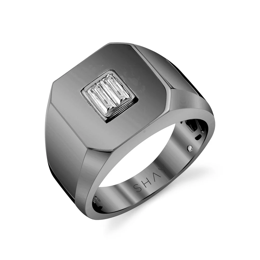 MEN'S DIAMOND BAGUETTE SIGNET PINKY RING - Image 3