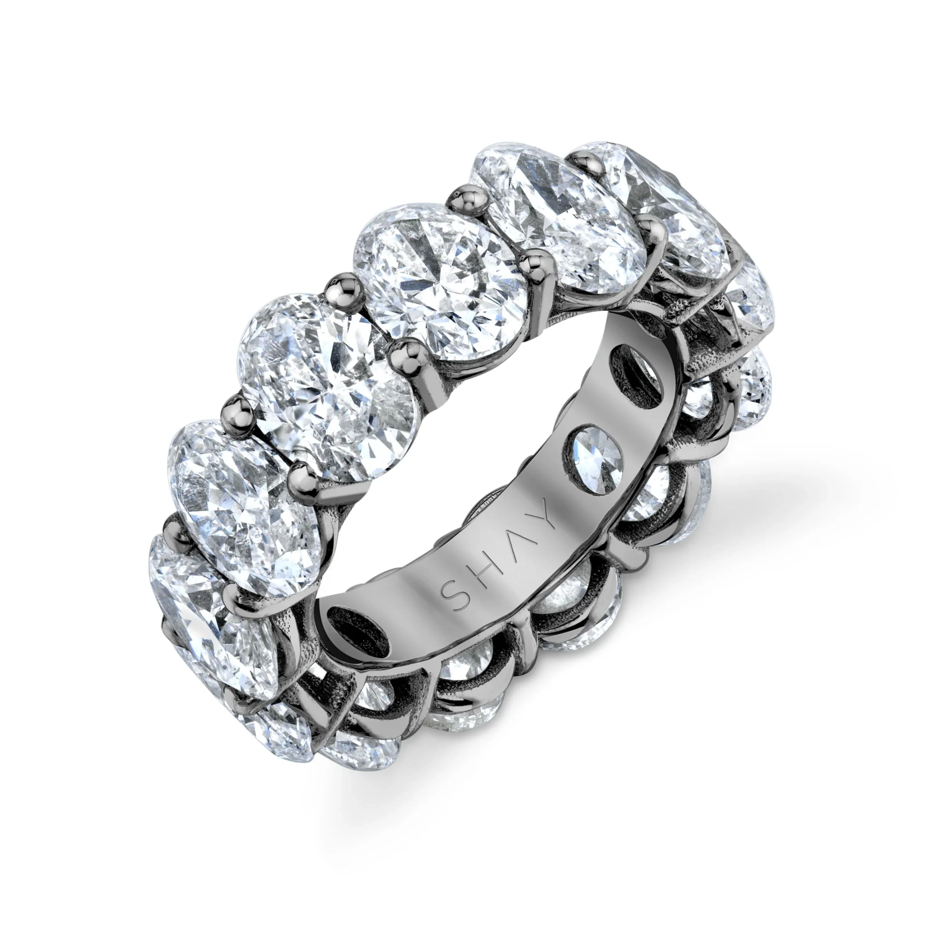 JUMBO DIAMOND OVAL ETERNITY BAND - Image 4