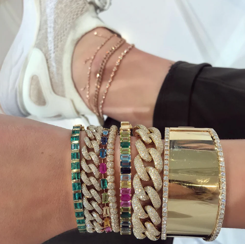 DIAMOND PAVE BALL STRETCH BRACELET - Image 8