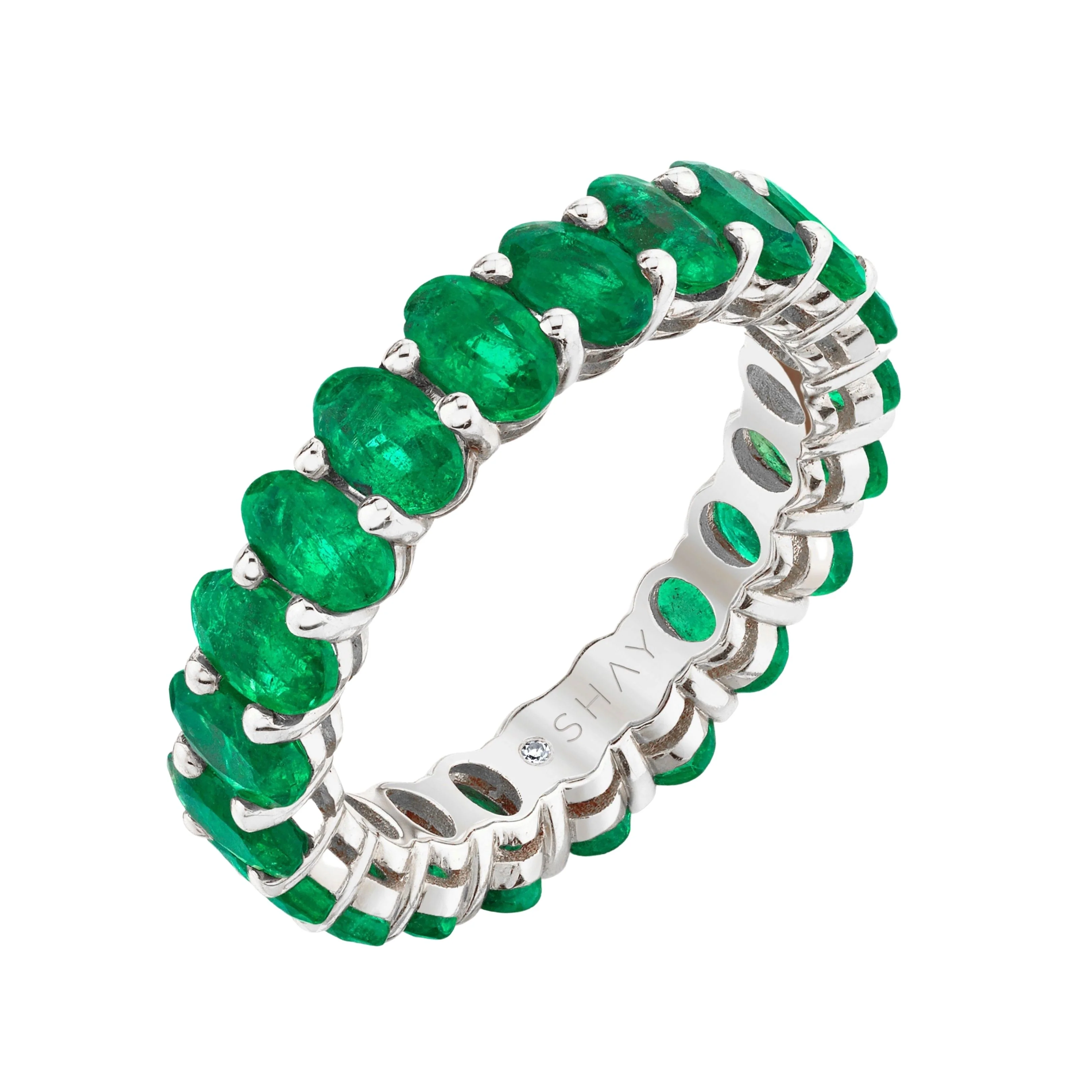 EMERALD OVAL ETERNITY BAND PETITE - Image 4